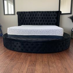 $1399 Brand New King Bed Frame With Mattress (Read Description Below)