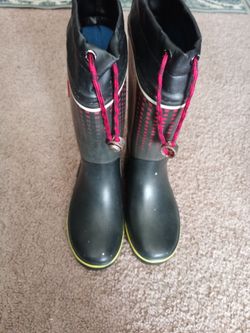 Kids boots