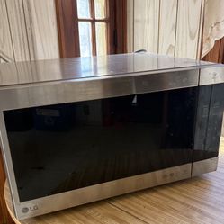 Lg Microwave $140