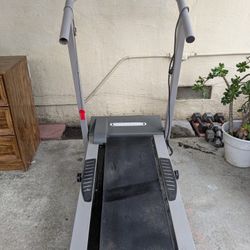 Treadmill 