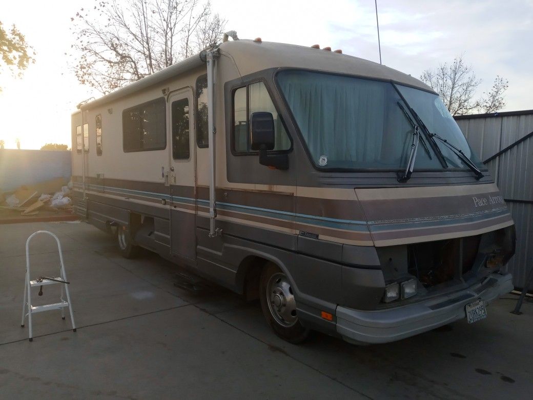 1990 Fleetwood Pace Arrow Rv Motorhome 30ft Class A for Sale in San ...