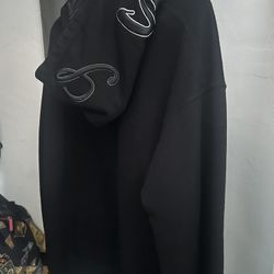 Supreme Hoodie 