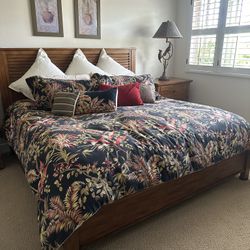 Bassett Furniture King 5-Piece Bedroom Set