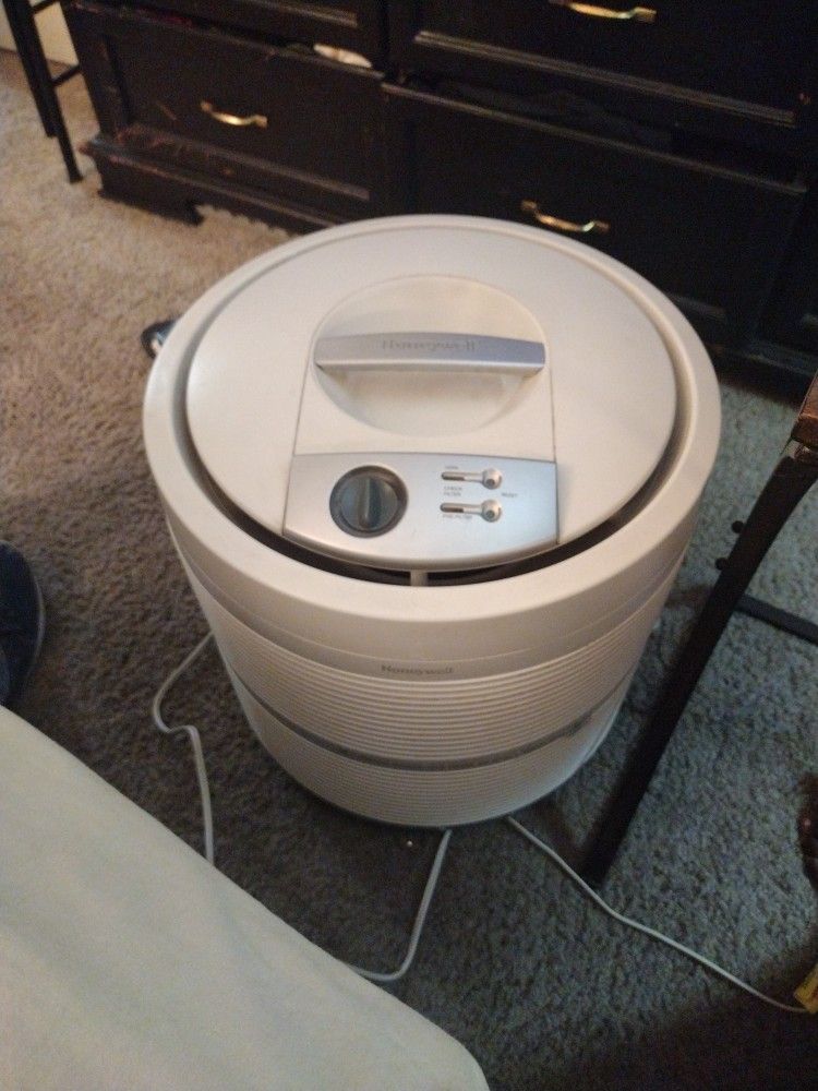 Honeywell
Honeywell True HEPA Air Purifier