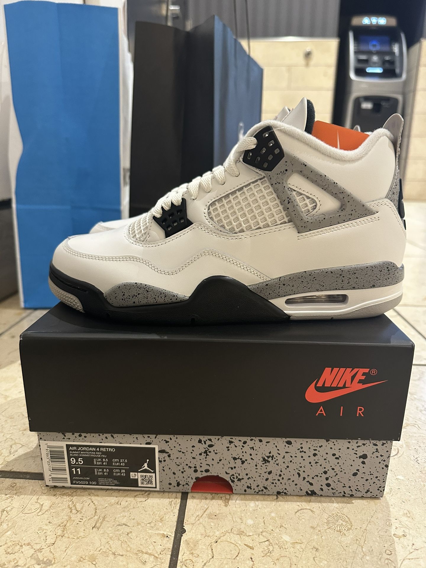 Air Jordan 4 - White Cement - Size 9.5