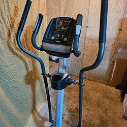 Gold Gym Elliptical