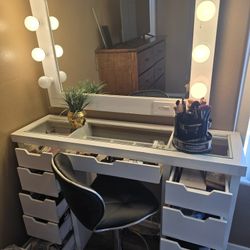 Vanity 