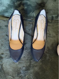High heel shoes Jessica Simpson size 6 1/2 M Black