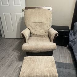 Rocking Chair 