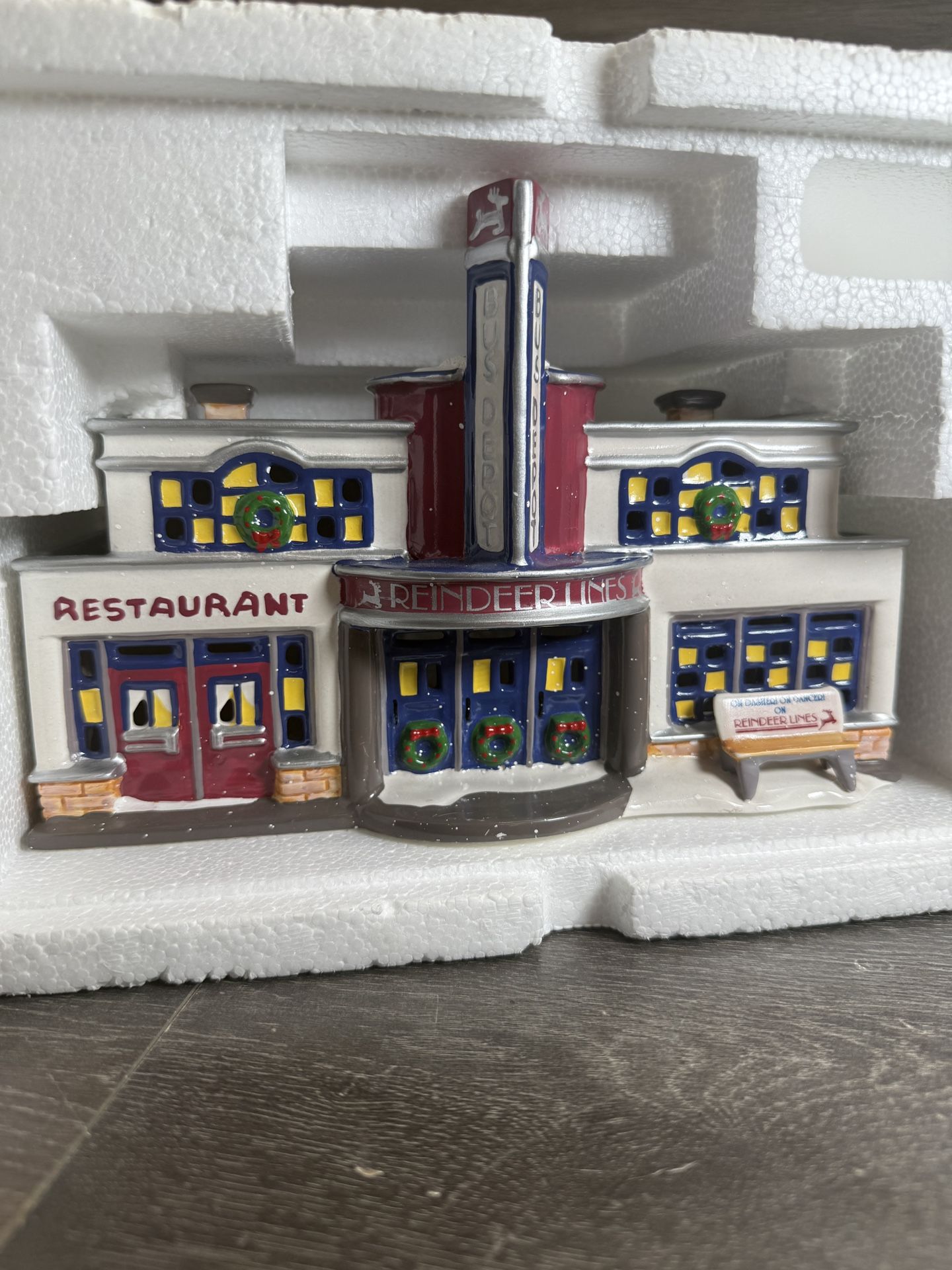 Dept 56 Original Snow Village Reindeer Bus Stop