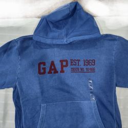 2002 Gap Kids Boys Athletic Pullover Hoodie.