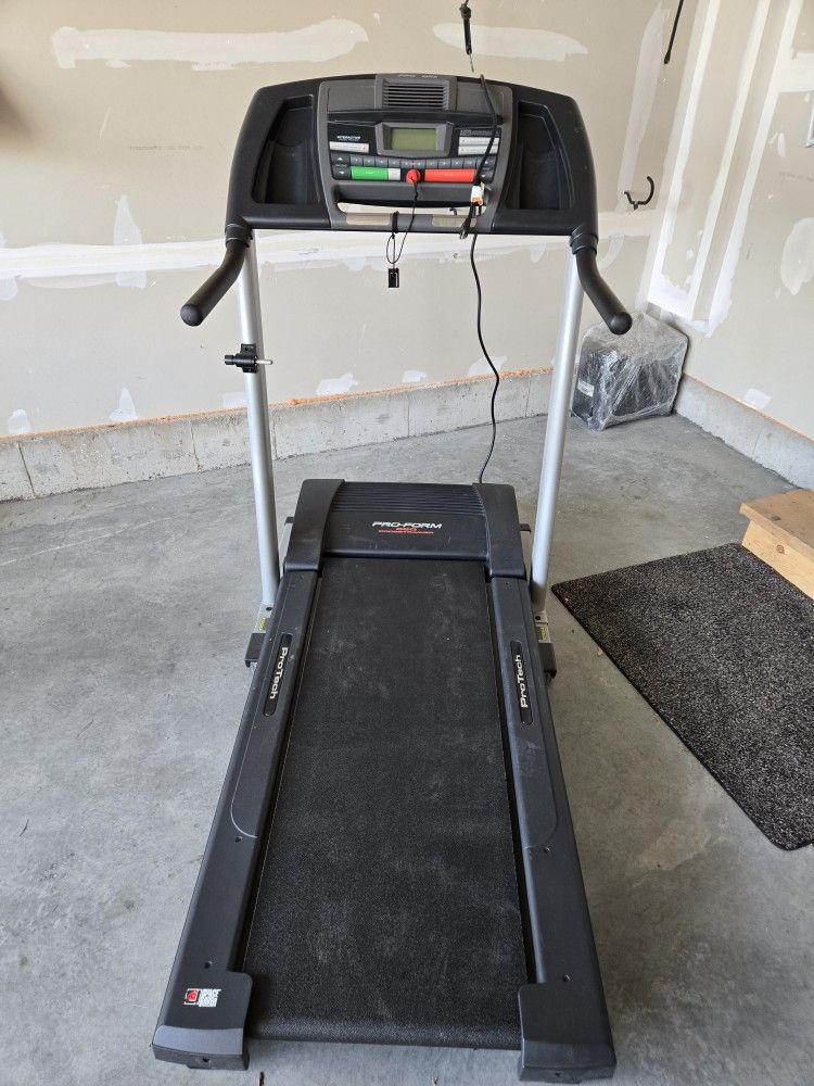 Pro-Form 650 Crosstrainer Treadmill