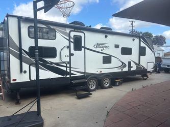 2017 Grand Design Imagine 2800BH Travel Trailer