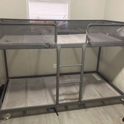Nice Twin Bunk Bed