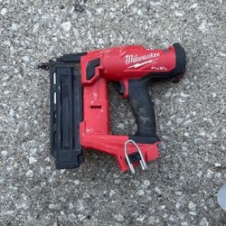 Milwaukee M18 FUEL 18-Volt Lithium-Ion Brushless Cordless Gen II 18-Gauge Brad Nailer (Tool-Only)