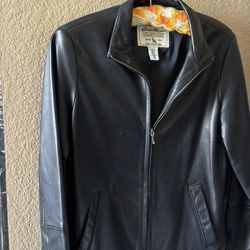 Extra Small (5-7)  Quality Women’s Jacket
