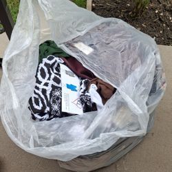 Muchas Flusas De Mujer Nuevos  Buenas Condisiones 