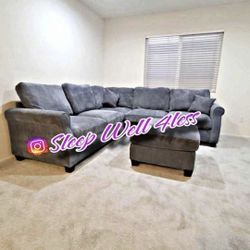 NEW SECTIONAL SOFA 
