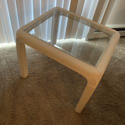 Glass Top White End Tabel