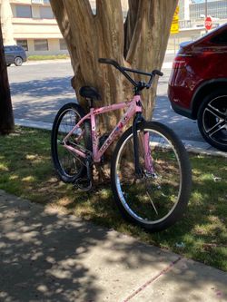 Throne Pink chad 29er (trades or cash offer)