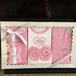 Baby girl gift set....!!!