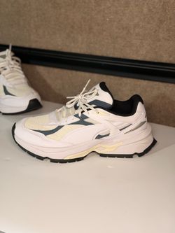 PUMA 🚨🚨 LIKE NEW 🚨🚨 $20