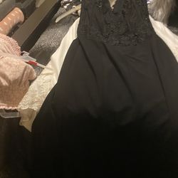 Black dresses Used For Prom The dress fits size 9 to a 14 dustbag including shoes and all accessories Price is negotiable