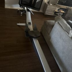 Hydro Fitness Machine (new) Rowing Machine 
