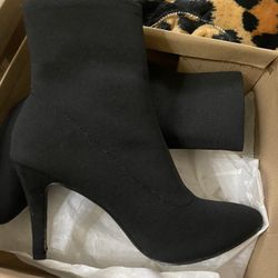 Cushionaire Black Boots