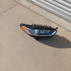 13 To 16 Headlight Ford Fusion Halogen Passenger