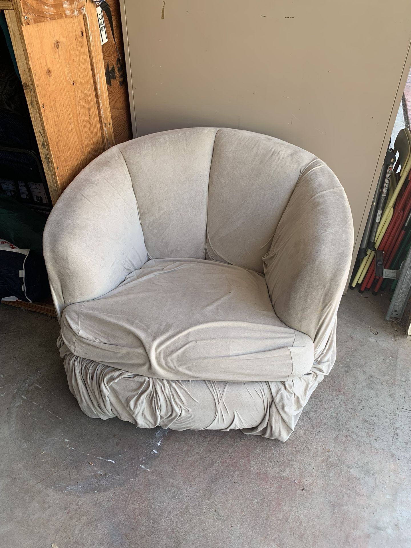 Swivel Chair