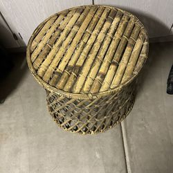 WICKER CHAIR AND BAMBOO SIDE TABLE 