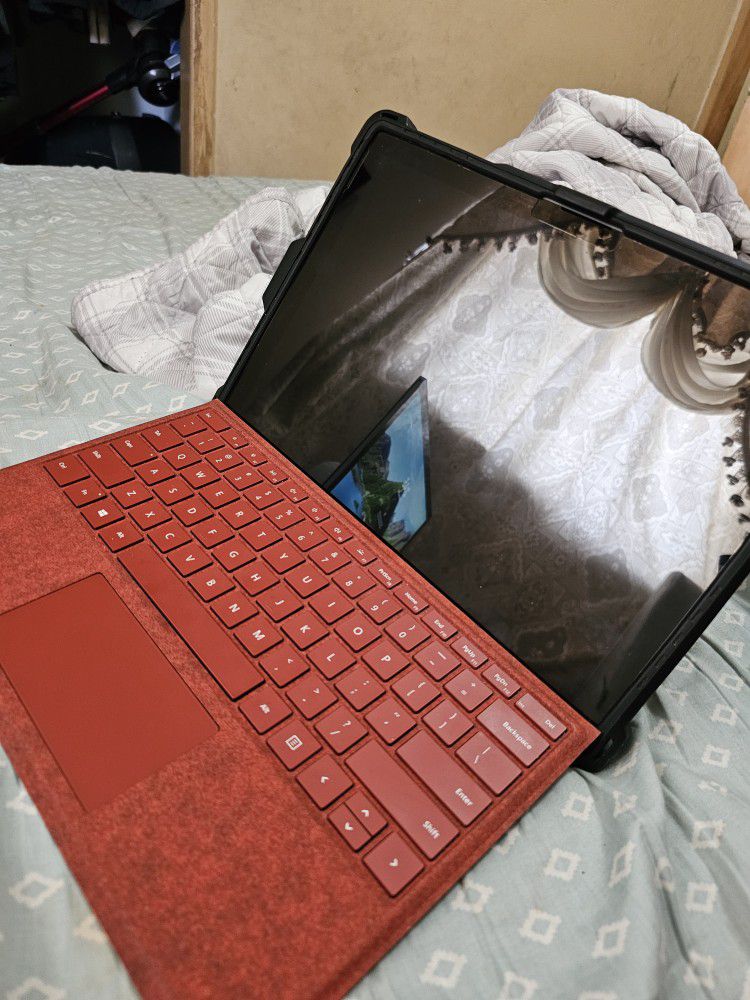Great Condition Microsoft Surface Pro7