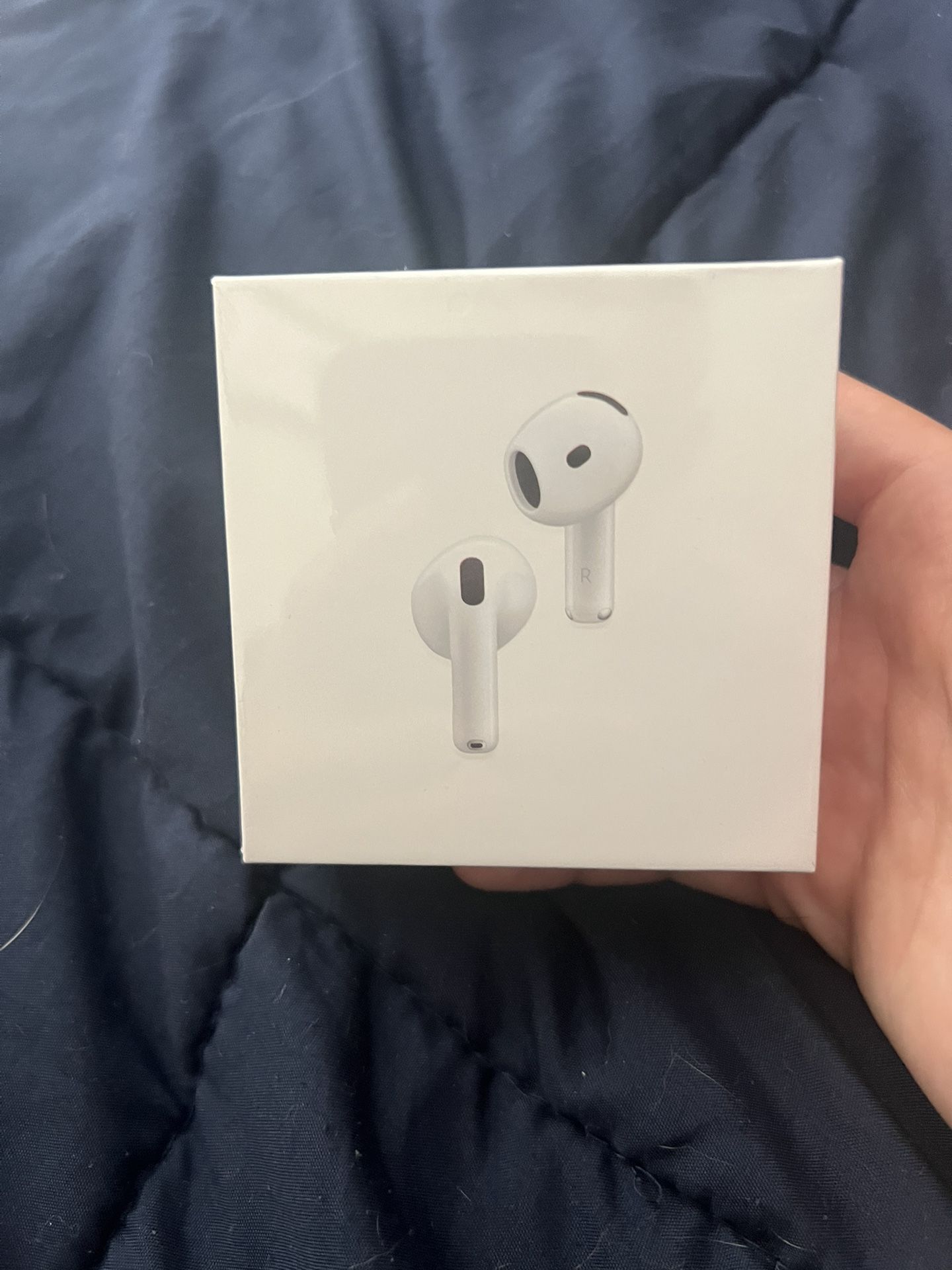Airpods 4 Active Noise Cancellation