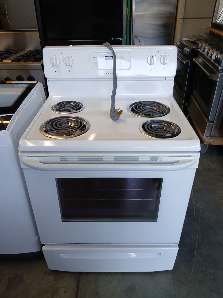 Frigidaire Electric Stove