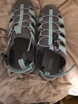 Eddie Bauer sandals size 10 mens