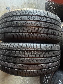Pair of 265 40 22 Pirelli scorpion zero tires