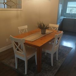 Table W Leaf & 4 Chairs