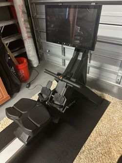 Aviron Rowing Machine with Touchscreen