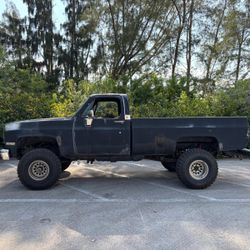 1986 Isuzu Trooper on offerup
