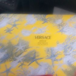 Versace 