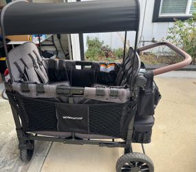 Wonderfold W4 Luxe Pro 4-Seater Stroller Wagon