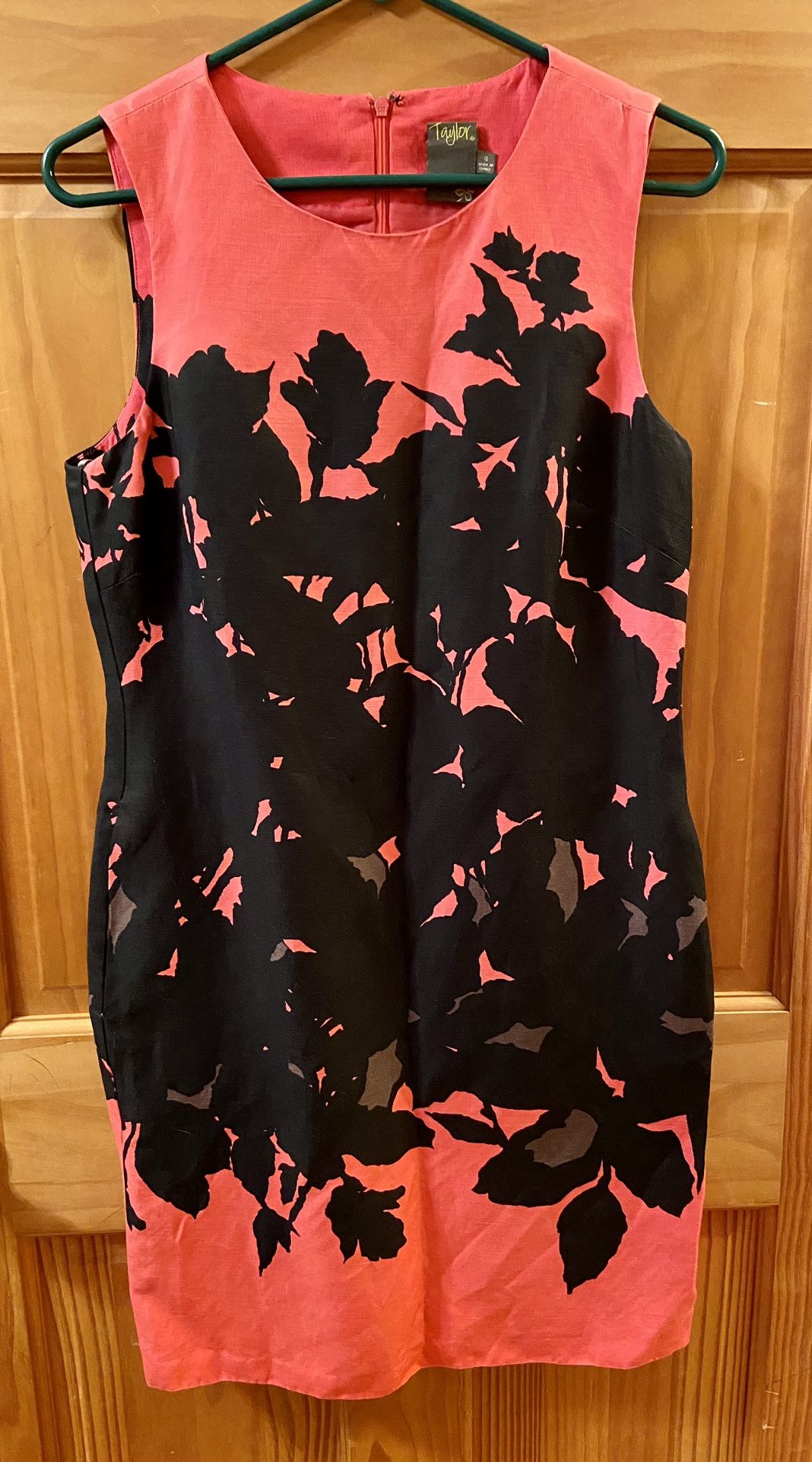 Taylor Womens Dress Pink & Black Size 8