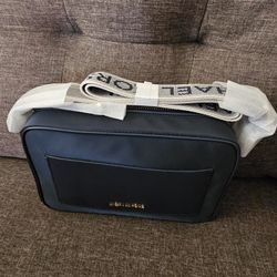 Michael Kors Crossbody Bag*NEW*Navy Blue 