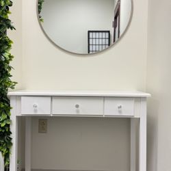 White Vanity / Desk — Like New!