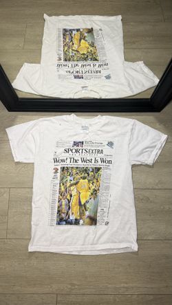 Vintage 2000s NBA Los Angeles Lakers La Times Newspaper Shirt