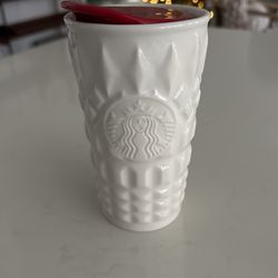 STARBUCKS  2014 WHITE EMBOSSED TUMBLER MUG CERAMIC RED LID LOGO QUILT DESIGN