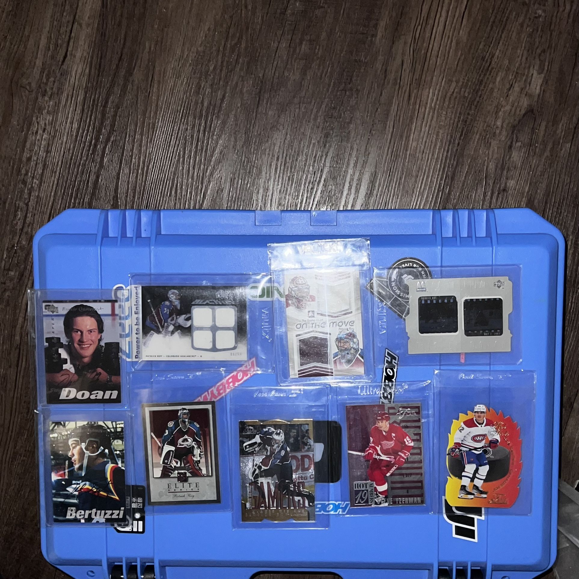 90’s Hockey Card Insert Lot - Roy Yzerman Caufield 