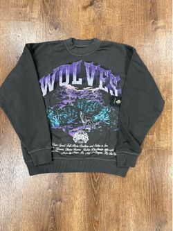 Darc sport wolves Black and purple crewneck sweatshirt size small