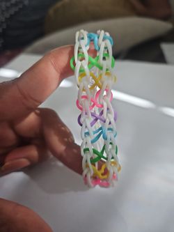 Rainbow Loom Infinity Bracelet